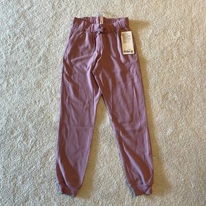 lululemon on the fly Jogger